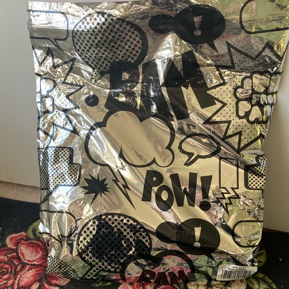 Jump From Paper Messenger Bag - Picture 4 of 8